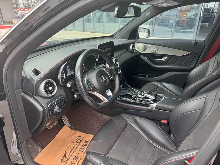Mercedes-Benz AMG GLC 43 4MATIC (2017) - High-Performance Luxury SUV