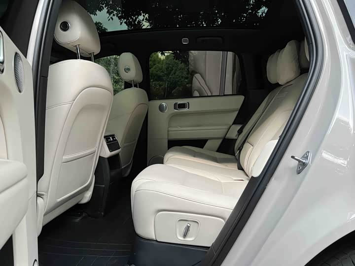 Li Auto L6 2024 Pro | Premium Extended-Range Electric SUV | 5-Seater | Suzhou Stock