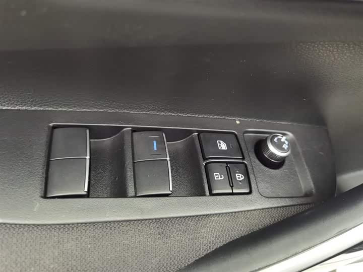 🚗 2021 Toyota Corolla Hybrid – 43k km