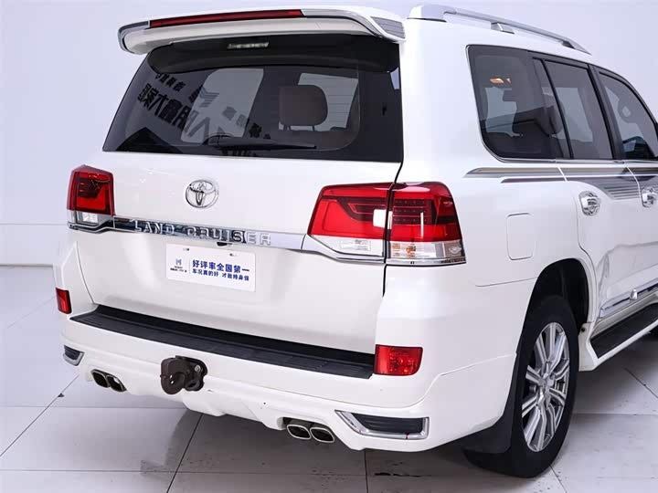 🚙 2019 Toyota Land Cruiser 4.0L GX-R (Mideast) – 103k km