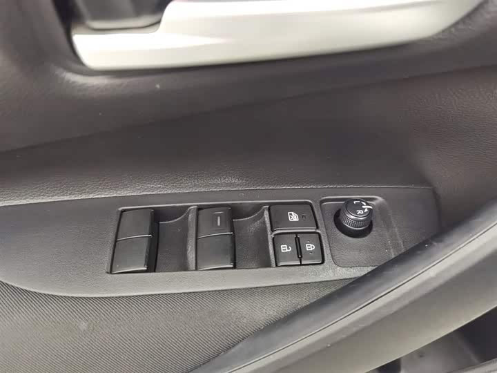 2023 Toyota Levin Hybrid 1.8L | 31.6k km |