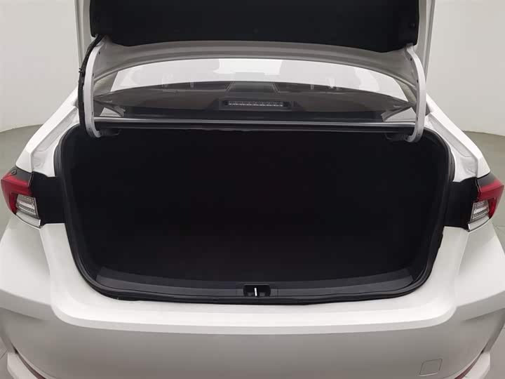 🚗 2021 Toyota Corolla Hybrid – 43k km