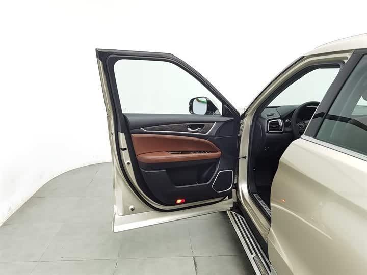 Honda UR-V 2020 370TURBO 2WD Premium Edition - 5-Seater · 272HP · Excellent Value SUV