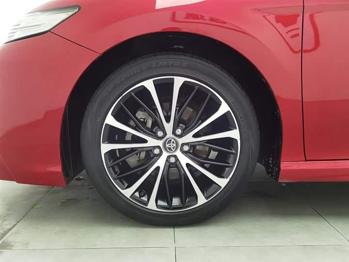 2018 Toyota Camry 2.5S Sport Edition – Rare Red Color, Low Mileage, 0 Owners