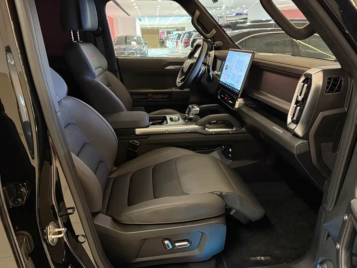 Jetour Traveller 2025 2.0TD DCT XWD Discovery — 13,000km | Black | Ningbo, China