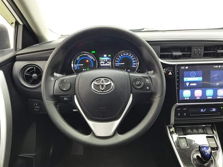 🚗 2017 Toyota Levin Hybrid – 59k km