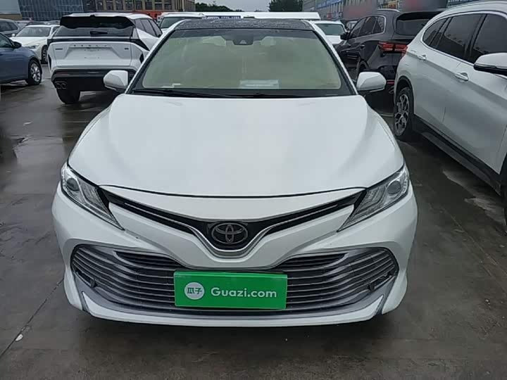 🚗 2018 Toyota Camry 2.5G Luxury – 119k km