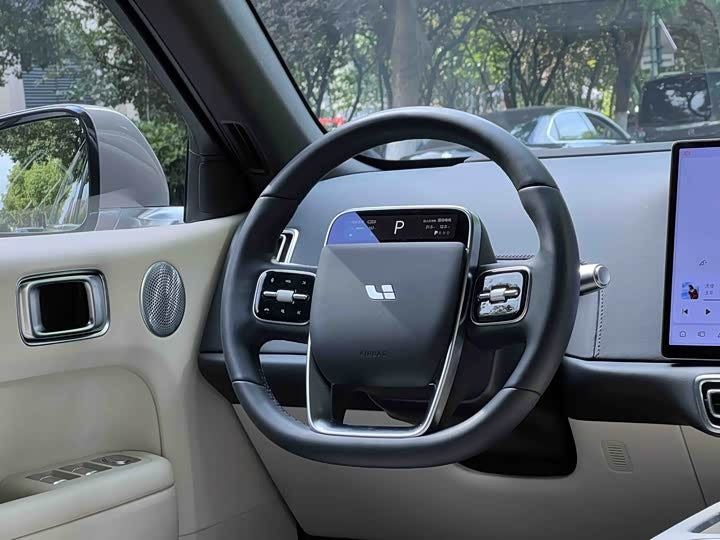 Li Auto L6 2024 Pro | Premium Extended-Range Electric SUV | 5-Seater | Suzhou Stock