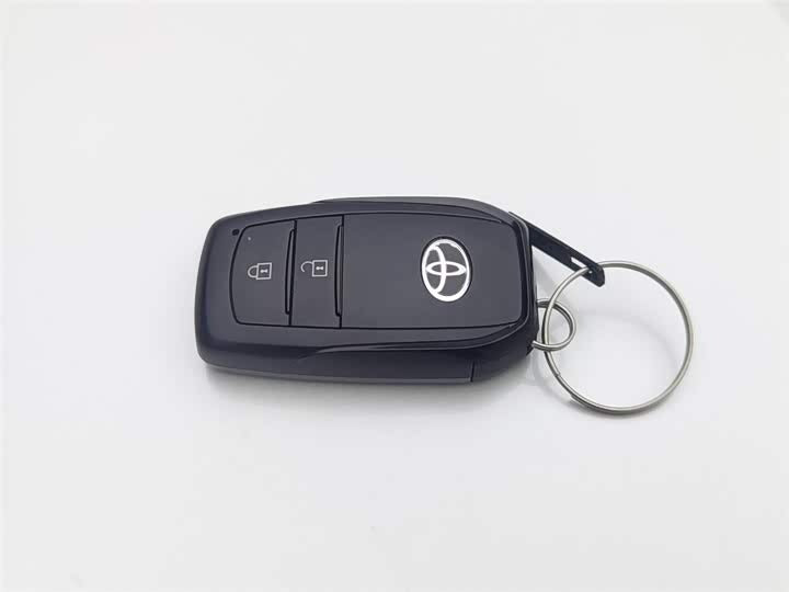 🚗 2022 Toyota Frontlander 2.0L CVT – 38k km