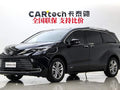 2024 Toyota Sienna 2.5L Hybrid AWD Premium – 5k km, Like New