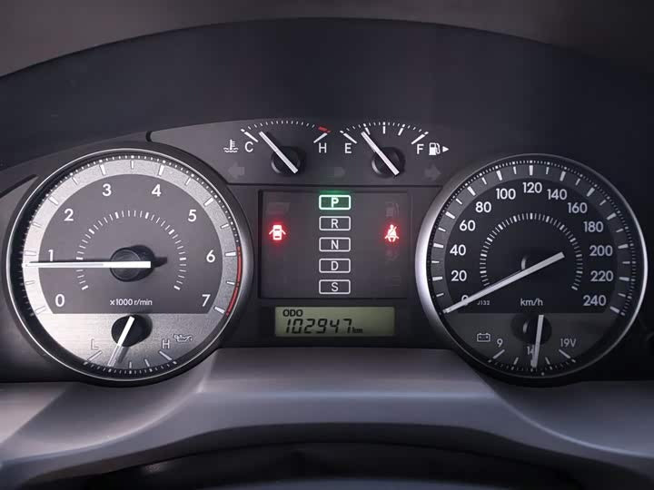 🚙 2019 Toyota Land Cruiser 4.0L GX-R (Mideast) – 103k km