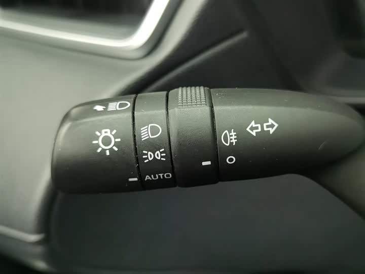🚗 2022 Toyota Frontlander 2.0L CVT – 38k km