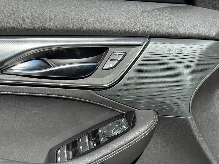 Cadillac CT5 2024 Luxury Edition — 20,000km | Black | Ningbo, China