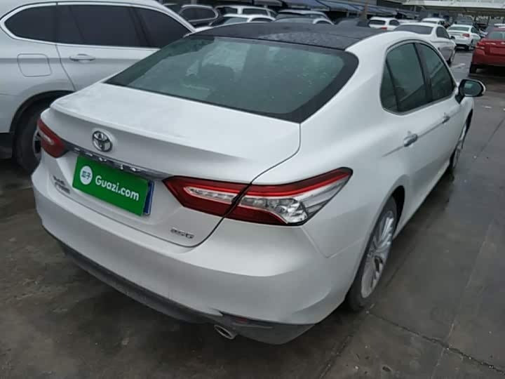 🚗 2018 Toyota Camry 2.5G Luxury – 119k km