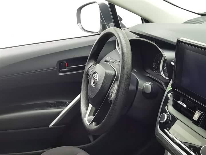🚗 2022 Toyota Frontlander 2.0L CVT – 38k km