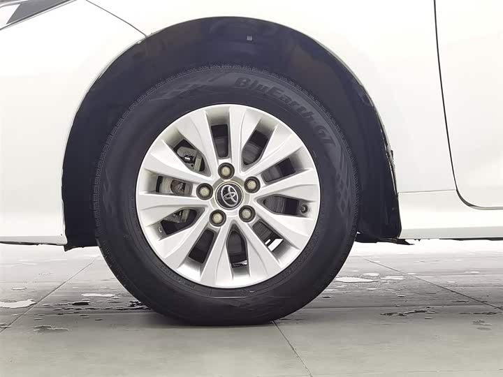 🚗 2023 Toyota Corolla 1.2T – 34k km