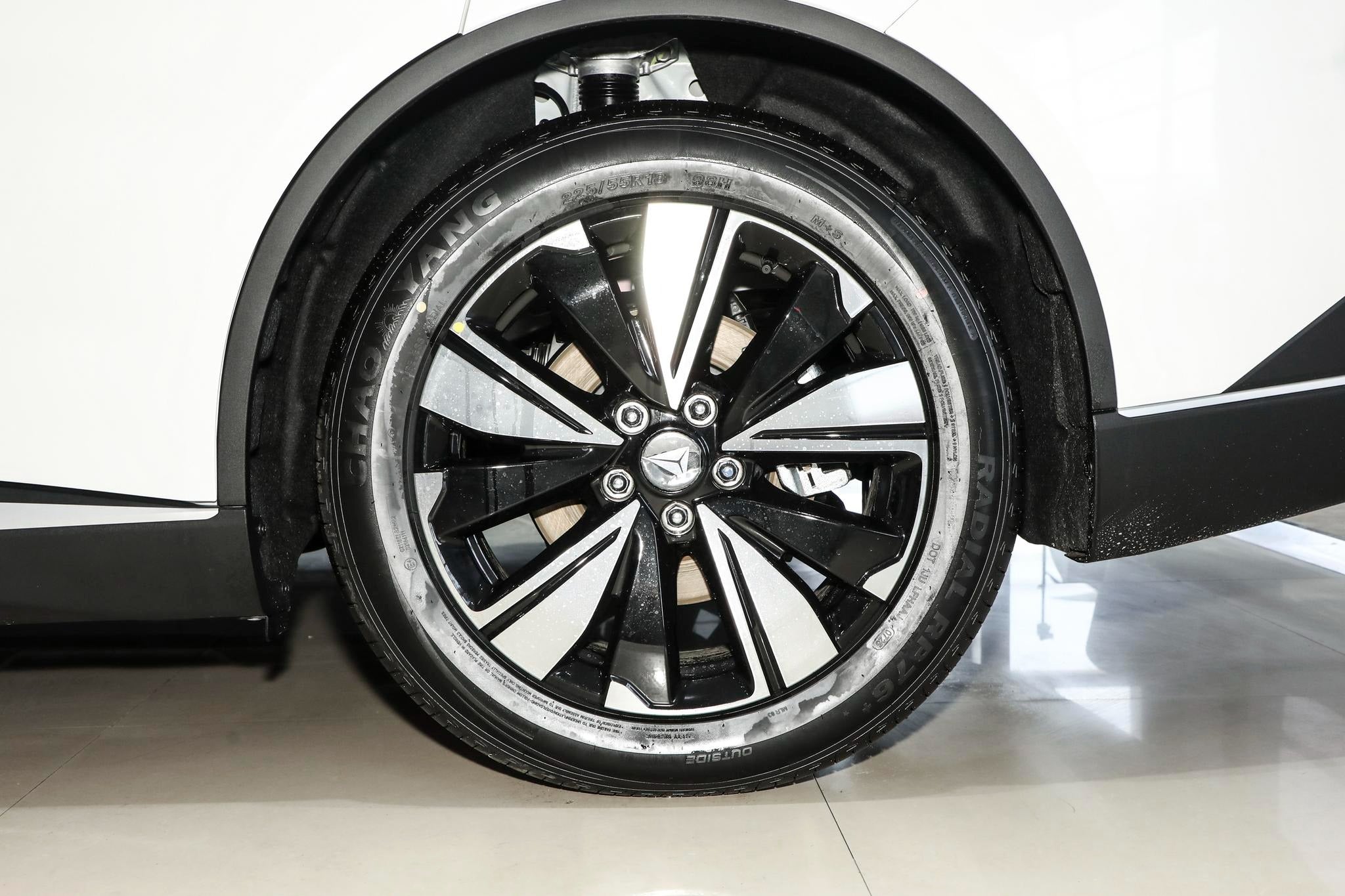 Deepal SL03 2025 Facelift 140 Range-Extended (REEV) Elite