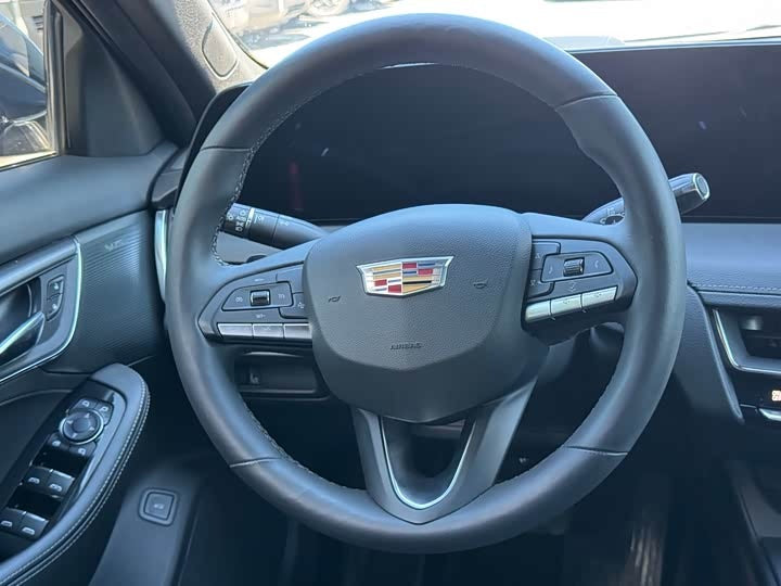 Cadillac CT5 2024 Luxury Edition — 20,000km | Black | Ningbo, China