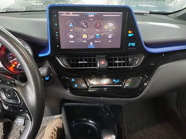 🚗 2018 Toyota C-HR 2.0L – 124k km