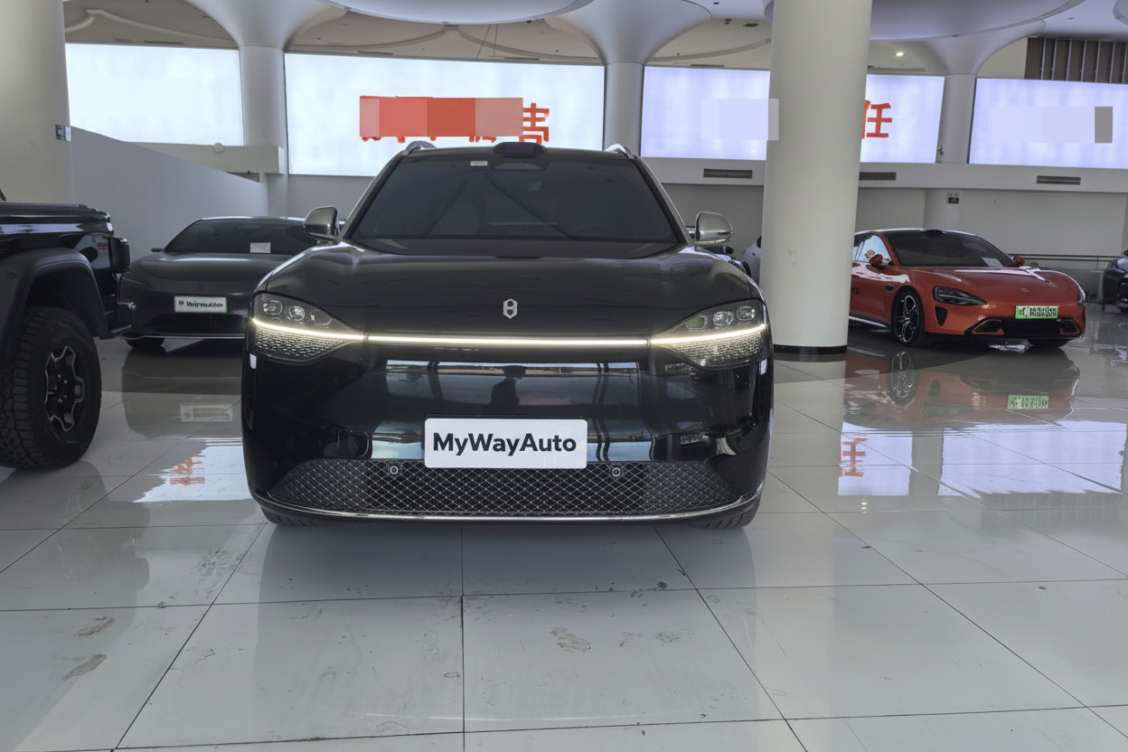 Lixiang L9 Front - MyWayAuto