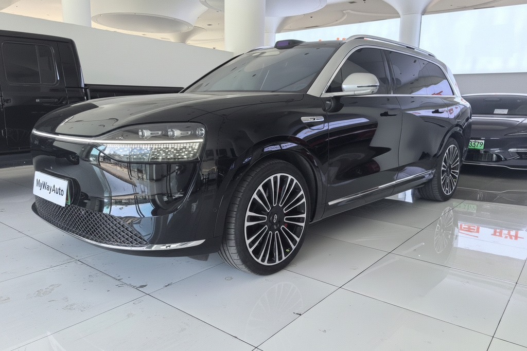 Lixiang L9 Front Quarter - MyWayAuto