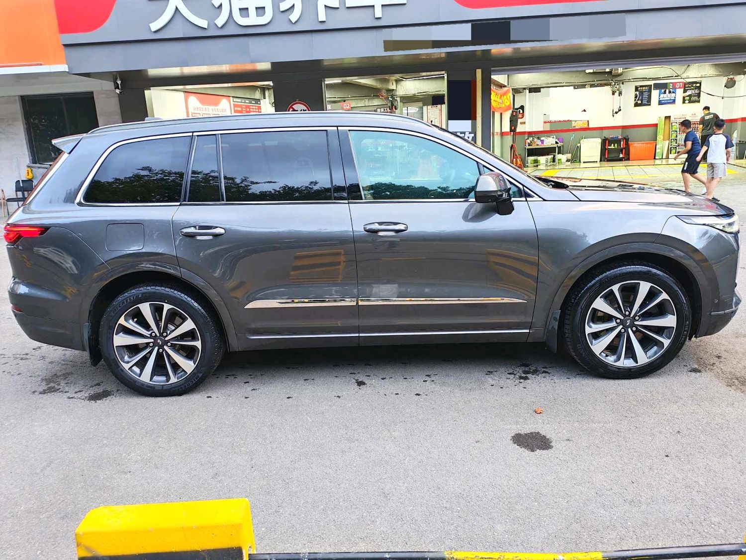 2020 Li Auto ONE 1.2T Extended Range 6-Seat SUV | 160,000km | Gray