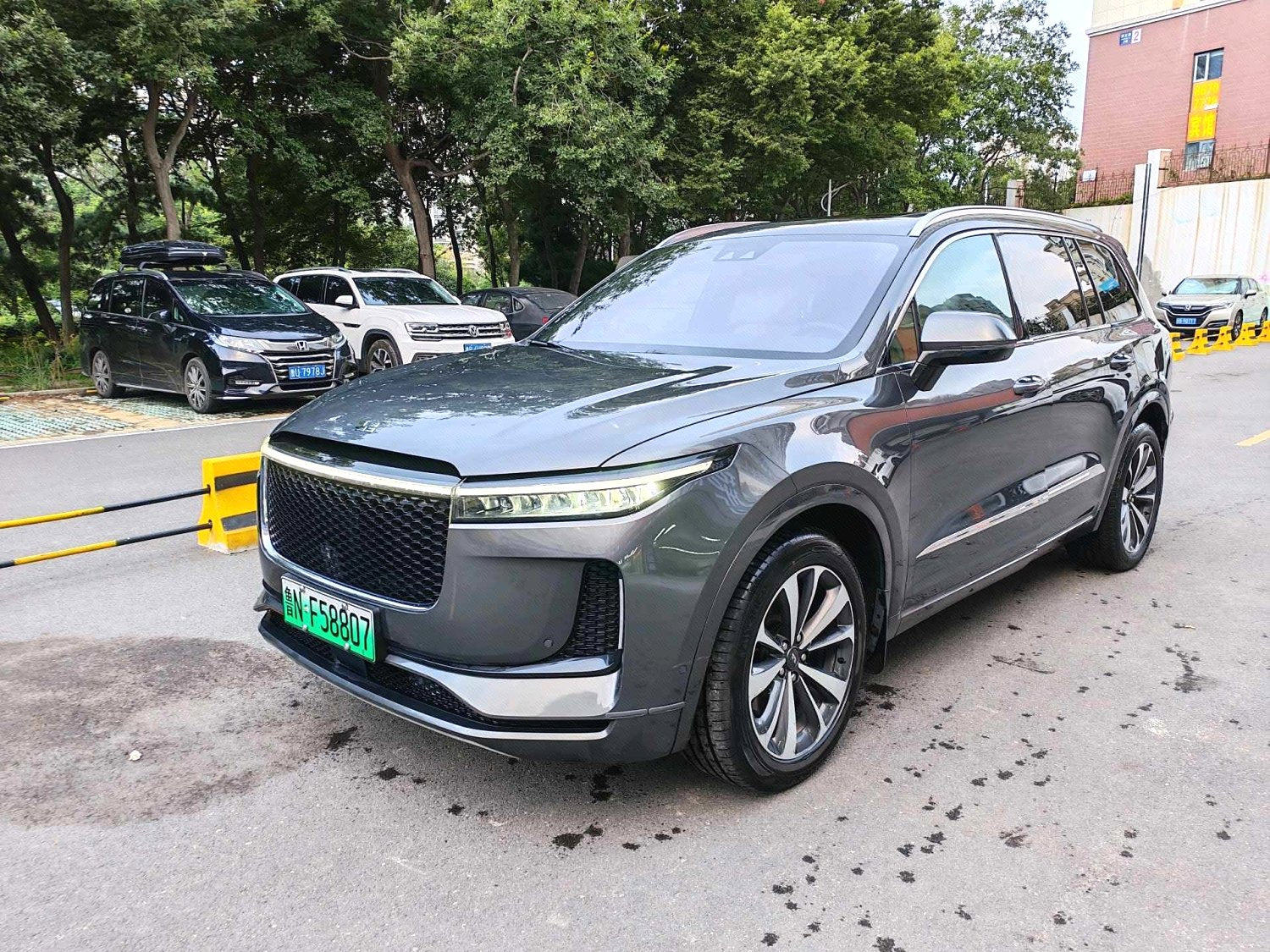 2020 Li Auto ONE 1.2T Extended Range 6-Seat SUV | 160,000km | Gray