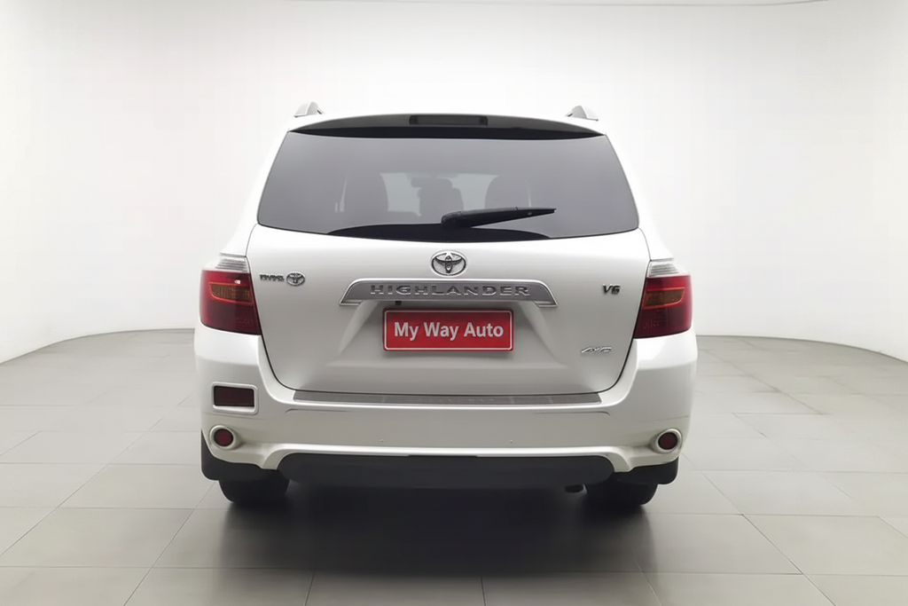 Toyota Highlander - My Way Auto 正后方